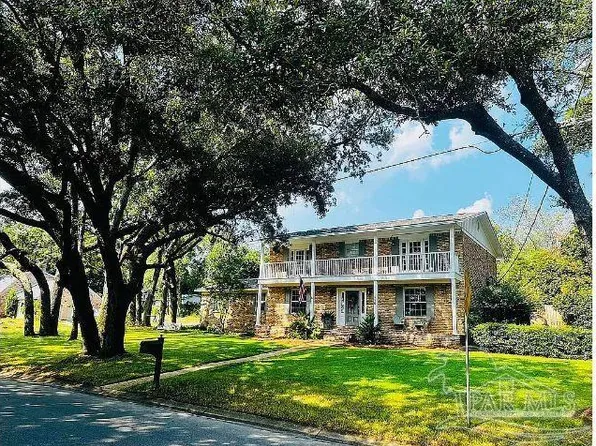 590 Tanglewood Dr, Pensacola, FL 32503