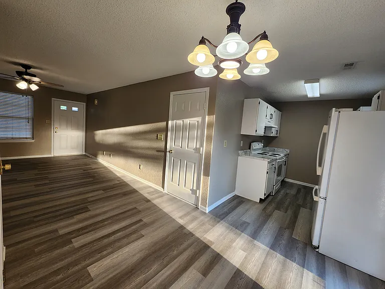 1312 Blue Heron Ln — Photo 9