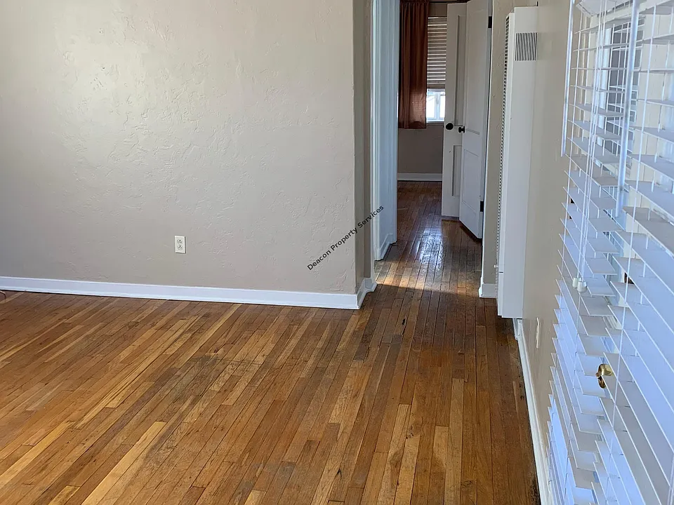 2 Amazing Downtown Apartments w/ Garages Private Outdoor Spaces