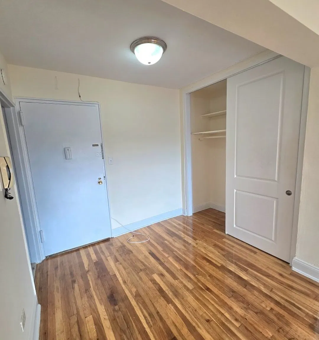 Studio, 655 sqft, $2,075 — Photo 3