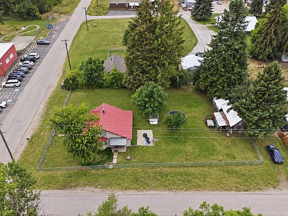 5th image of 4452 N Swenson Rd