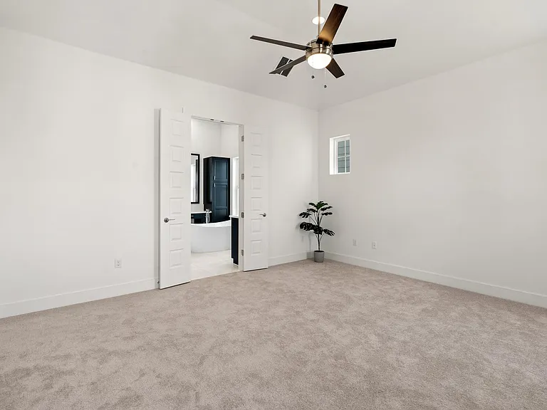 4503 Grassland Dr — Photo 14