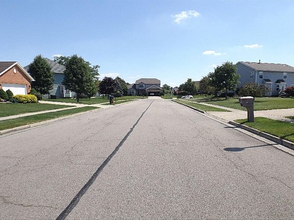 5th image of 523 Sterling Meadows Pl