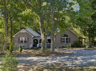 1032 Lockridge Ln, Ashland City, TN 37015