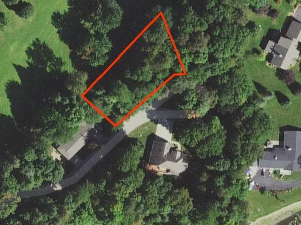 195 & 197 Country Club Dr, Clintonville, WI 54929
