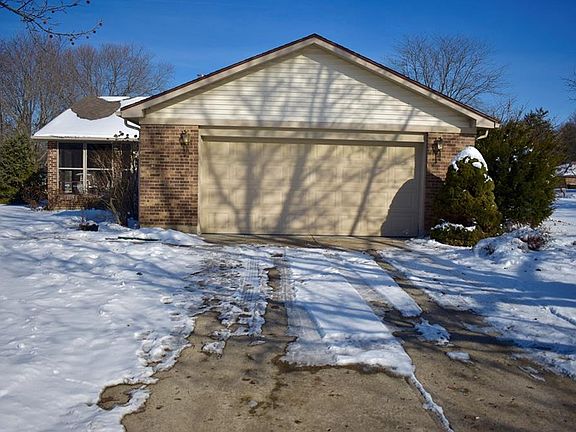 2nd image of 9071 Normandy Ln