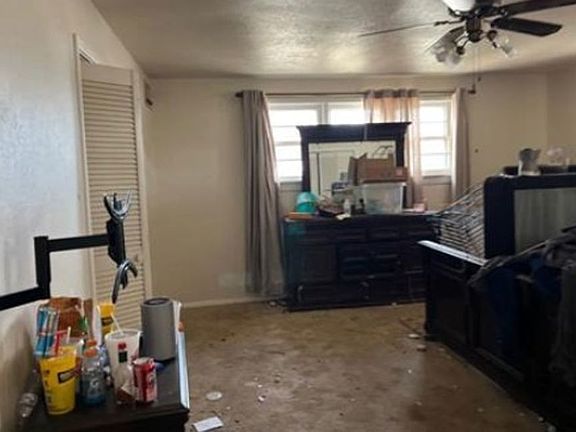 5th image of 1408 N Kelly Ave