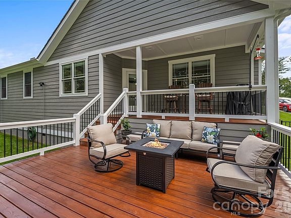 2nd image of 202 Windy Acres Knoll Dr