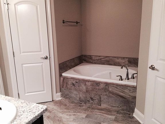 5th image of 3 Corbet Ln