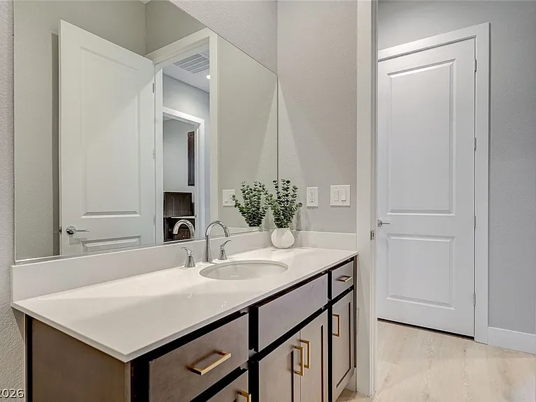 131 Robledo St — Photo 46