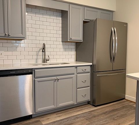 5th image of 300 Claiborne Ave APT 4