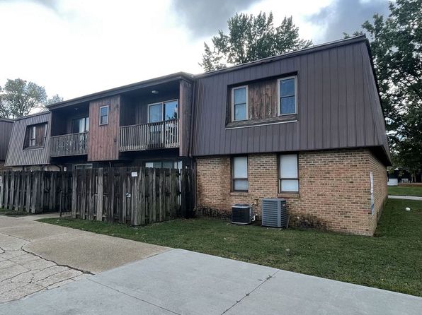 105 Surrey Ct #7B540D3C4