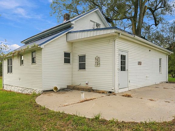 2nd image of 20270 Peach Rd