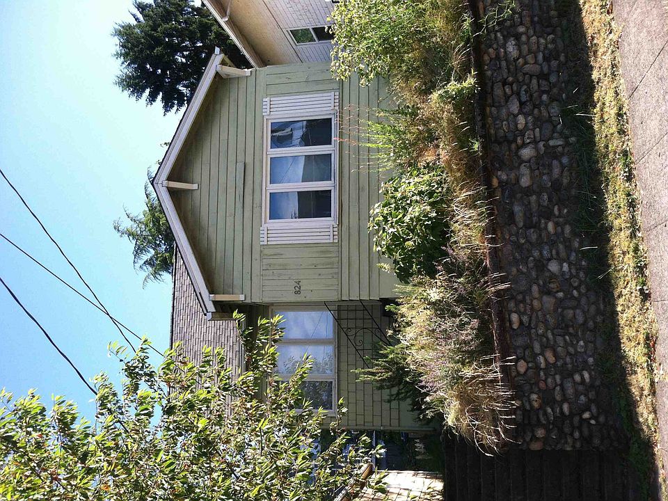 2nd image of 824 NE 66th St