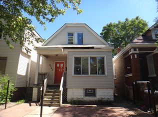 6745 S Honore St, Chicago, IL 60636