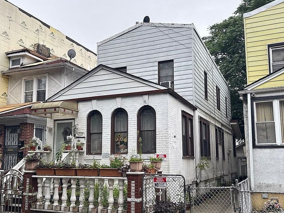 2nd image of 400 E 49th St