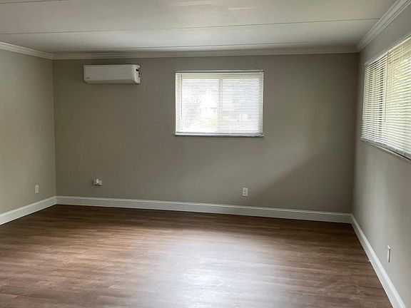 5th image of 187 Woodland Ave #A