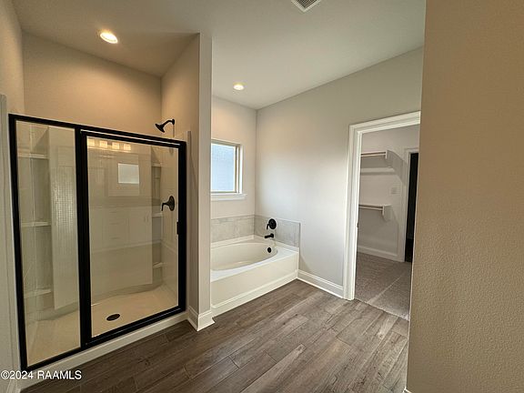 4th image of 209 Wild Cherry Ln