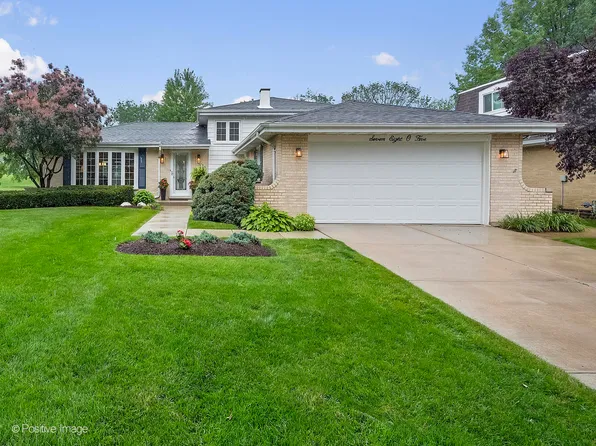7805 Sawyer Rd, Darien, IL 60561