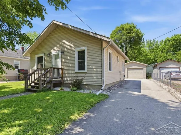 914 W Collins St, Midland, MI 48640