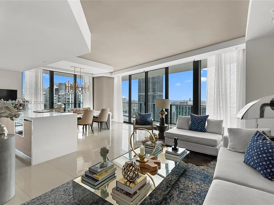 1300 S Miami Ave #4101