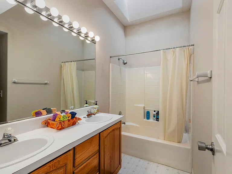 Guest bathroom