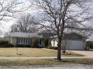 15320 Sunset Ridge Dr, Orland Park, IL