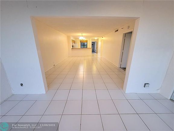 4th image of 2217 Cypress Island Dr APT 401