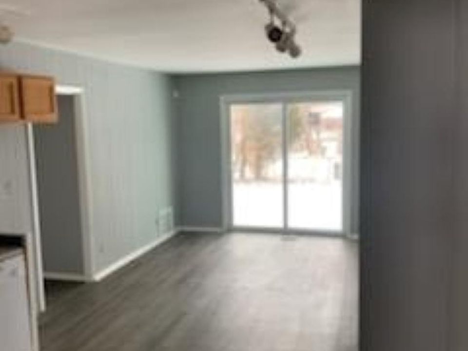 1st image of 4137 Balboa Dr