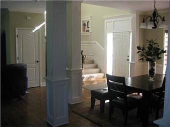 2nd image of 1600 Honeysuckle Dr