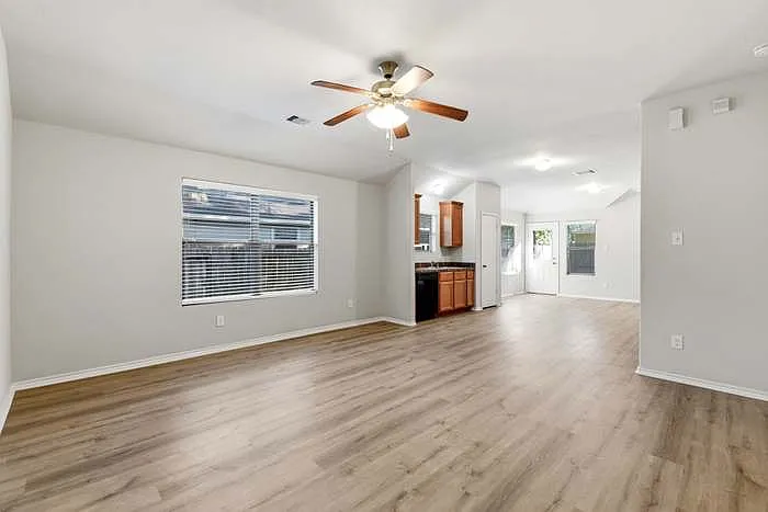 1606 Katydid Ct — Photo 7