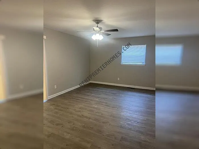 4406 NW 54th St — Photo 9