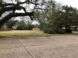 1104 Pine Ave, Orange, TX 77630