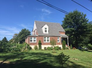 61 Edgewold Rd, White Plains, NY 10607