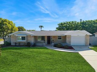 8846 Harvey Ln, Port Richey, FL 34668