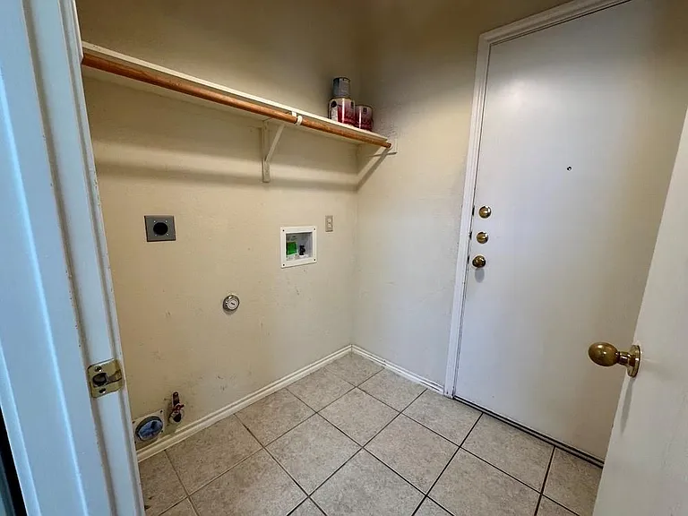 137 Firewheel Cv — Photo 18