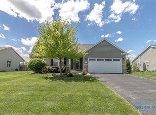 1474 Marsh Hawk Rd, Perrysburg, OH 43551