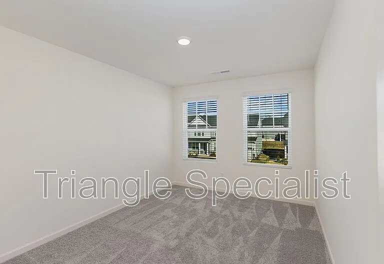 1876 Knights Crest Way — Photo 20