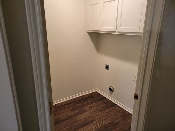 4th image of 179 Private Road 3459