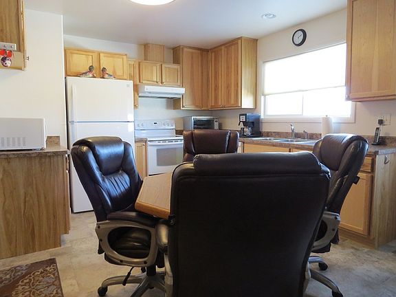 3rd image of 608 Northview Dr