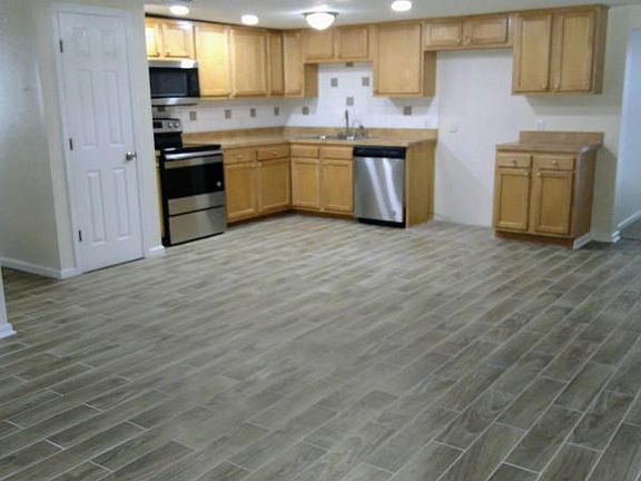 3rd image of 2534 Burgoyne Dr
