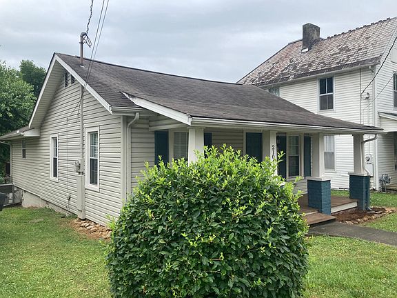 3rd image of 2104 Cecil Ave