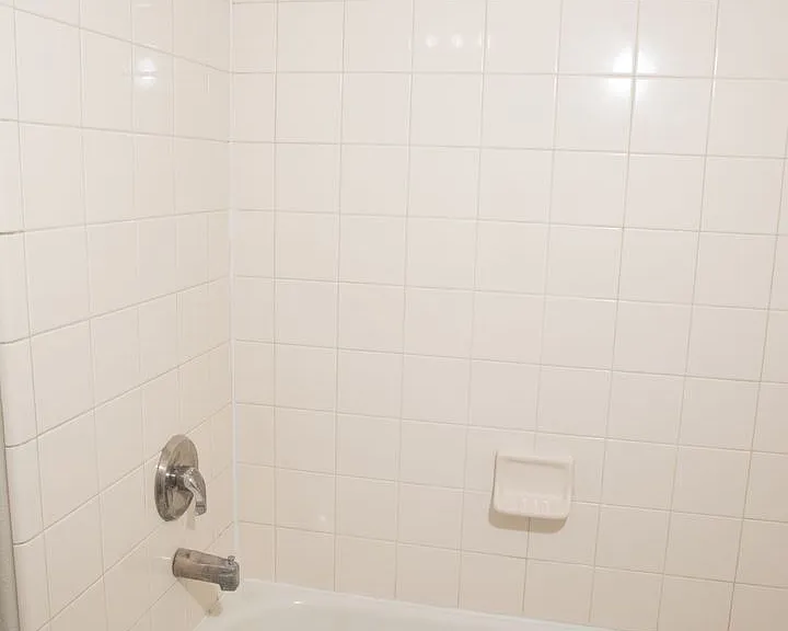 815 Cravens St #C — Photo 76