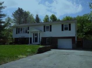 62 C E Penney Dr, Wallkill, NY 12589