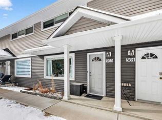 563 E Regal Park NE, Calgary, AB T2E 0S6