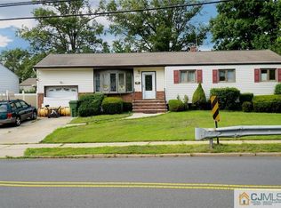 251 Suttons Ln, Edison, NJ 08817