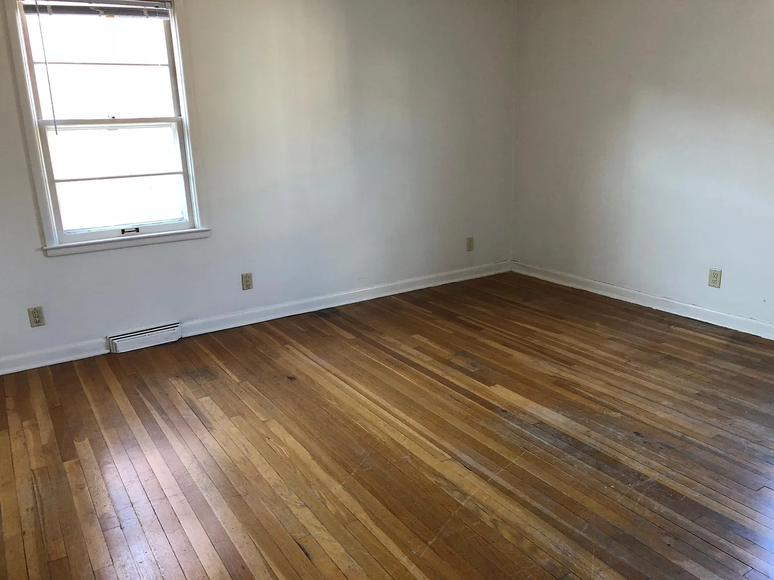 3 bed, 1558 sqft, $2,310 — Photo 3