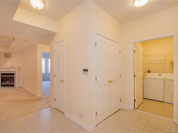 5th image of 65 Cassandra Blvd APT 104