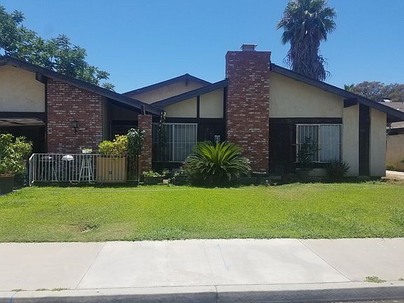 2nd image of 4309 Parkwood Ct