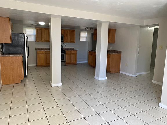 2nd image of 111 Highland Ave SW #1
